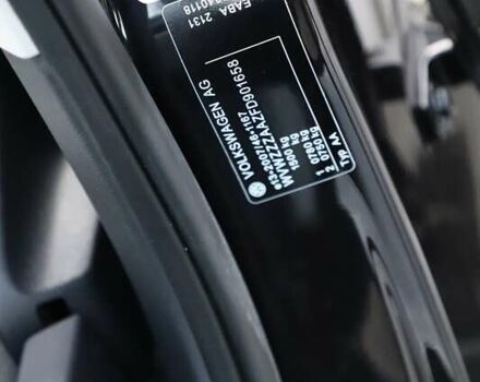 Чорний Фольксваген Ап, об'ємом двигуна 0 л та пробігом 44 тис. км за 9400 $, фото 49 на Automoto.ua