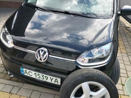Фольксваген Ап 2014 у Володимир-Волинський на Automoto.ua Чорний Фольксваген Ап, об'ємом двигуна 0 л та пробігом 121 тис. км за 6800 $, фото 1 на Automoto.ua