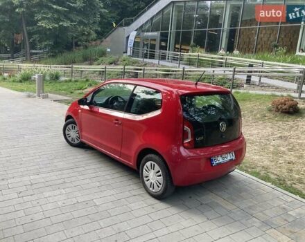 Фольксваген Ап 2013 в Львове на Automoto.ua Красный Фольксваген Ап, объемом двигателя 1 л и пробегом 135 тыс. км за 8183 $, фото 7 на Automoto.ua