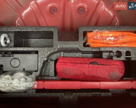 Фольксваген Ап 2013 в Львове на Automoto.ua Красный Фольксваген Ап, объемом двигателя 1 л и пробегом 135 тыс. км за 8183 $, фото 29 на Automoto.ua