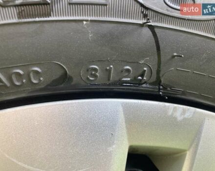 Фольксваген Ап 2013 в Львове на Automoto.ua Красный Фольксваген Ап, объемом двигателя 1 л и пробегом 135 тыс. км за 8183 $, фото 12 на Automoto.ua