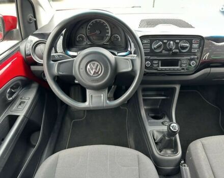 Фольксваген Ап 2013 в Киеве на Automoto.ua Фольксваген Ап, объемом двигателя 1 л и пробегом 147 тыс. км за 5200 $, фото 12 на Automoto.ua