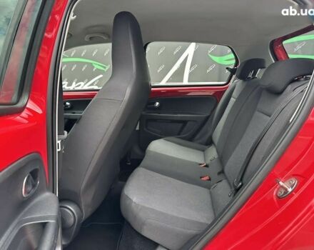 Фольксваген Ап 2013 в Киеве на Automoto.ua Фольксваген Ап, объемом двигателя 1 л и пробегом 147 тыс. км за 5200 $, фото 10 на Automoto.ua