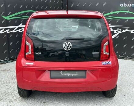 Фольксваген Ап 2013 в Киеве на Automoto.ua Фольксваген Ап, объемом двигателя 1 л и пробегом 147 тыс. км за 5200 $, фото 3 на Automoto.ua