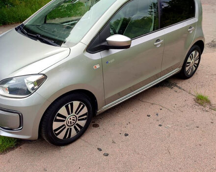 Фольксваген Ап, объемом двигателя 60 л и пробегом 89 тыс. км за 7300 $, фото 4 на Automoto.ua