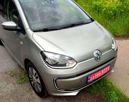 Фольксваген Ап, объемом двигателя 60 л и пробегом 89 тыс. км за 7300 $, фото 12 на Automoto.ua