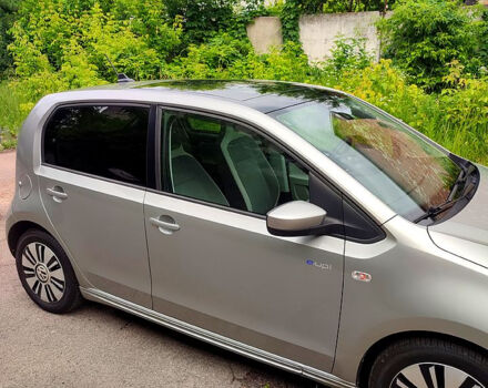 Фольксваген Ап, объемом двигателя 60 л и пробегом 89 тыс. км за 7300 $, фото 11 на Automoto.ua