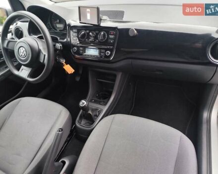 Серый Фольксваген Ап, объемом двигателя 1 л и пробегом 151 тыс. км за 6250 $, фото 41 на Automoto.ua