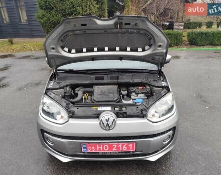 Серый Фольксваген Ап, объемом двигателя 1 л и пробегом 151 тыс. км за 6250 $, фото 44 на Automoto.ua