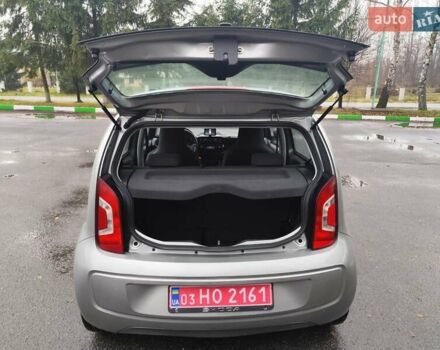 Серый Фольксваген Ап, объемом двигателя 1 л и пробегом 151 тыс. км за 6250 $, фото 31 на Automoto.ua