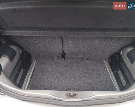 Серый Фольксваген Ап, объемом двигателя 1 л и пробегом 151 тыс. км за 6250 $, фото 34 на Automoto.ua