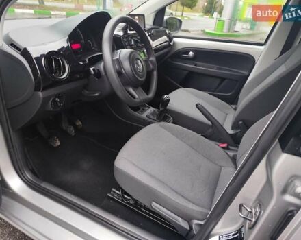 Серый Фольксваген Ап, объемом двигателя 1 л и пробегом 151 тыс. км за 6250 $, фото 22 на Automoto.ua