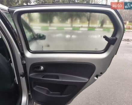 Серый Фольксваген Ап, объемом двигателя 1 л и пробегом 151 тыс. км за 6250 $, фото 37 на Automoto.ua