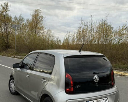 Сірий Фольксваген Ап, об'ємом двигуна 1 л та пробігом 76 тис. км за 6700 $, фото 5 на Automoto.ua