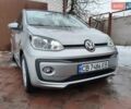 Серый Фольксваген Ап, объемом двигателя 1 л и пробегом 119 тыс. км за 8000 $, фото 1 на Automoto.ua
