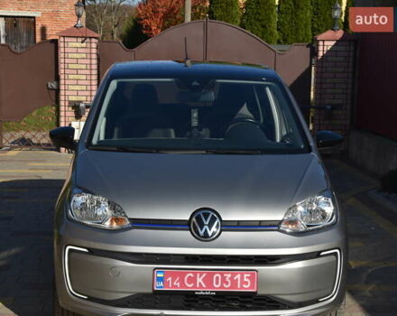 Сірий Фольксваген Ап, об'ємом двигуна 0 л та пробігом 100 тис. км за 10900 $, фото 3 на Automoto.ua
