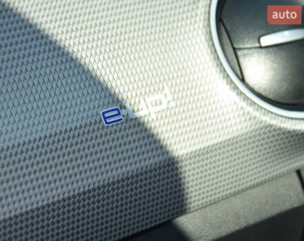 Сірий Фольксваген Ап, об'ємом двигуна 0 л та пробігом 100 тис. км за 10900 $, фото 40 на Automoto.ua