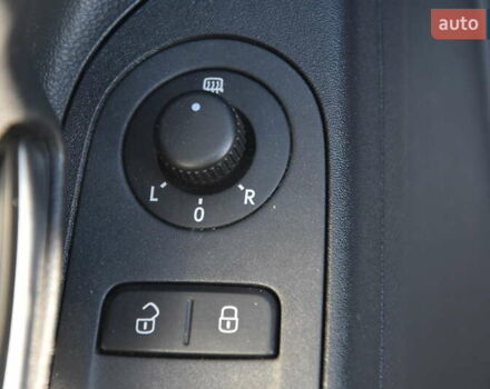 Сірий Фольксваген Ап, об'ємом двигуна 0 л та пробігом 100 тис. км за 10900 $, фото 20 на Automoto.ua