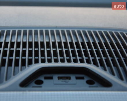 Сірий Фольксваген Ап, об'ємом двигуна 0 л та пробігом 100 тис. км за 10900 $, фото 33 на Automoto.ua