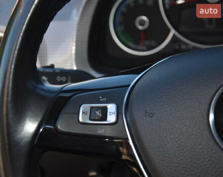 Сірий Фольксваген Ап, об'ємом двигуна 0 л та пробігом 100 тис. км за 10900 $, фото 28 на Automoto.ua