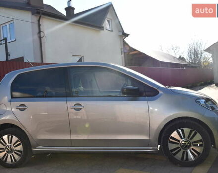 Сірий Фольксваген Ап, об'ємом двигуна 0 л та пробігом 100 тис. км за 10900 $, фото 13 на Automoto.ua