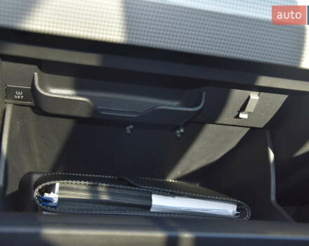 Сірий Фольксваген Ап, об'ємом двигуна 0 л та пробігом 100 тис. км за 10900 $, фото 39 на Automoto.ua