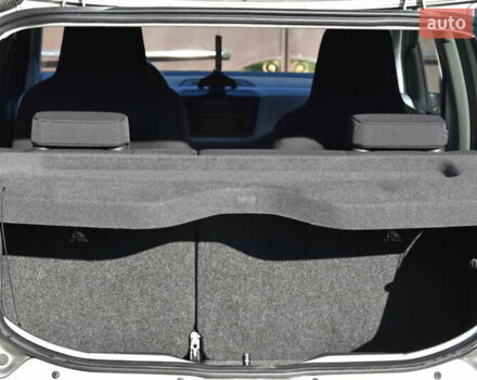 Сірий Фольксваген Ап, об'ємом двигуна 0 л та пробігом 100 тис. км за 10900 $, фото 46 на Automoto.ua