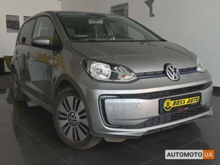 Фольксваген Ап 2018 у Червонограде на Automoto.ua Сірий Фольксваген Ап, об'ємом двигуна 18 л та пробігом 54 тис. км за 11000 $, фото 1 на Automoto.ua