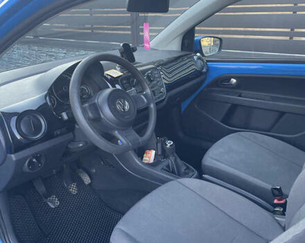 Синий Фольксваген Ап, объемом двигателя 1 л и пробегом 248 тыс. км за 5350 $, фото 7 на Automoto.ua