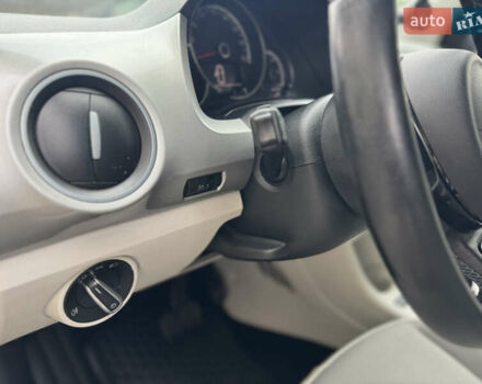 Синий Фольксваген Ап, объемом двигателя 0 л и пробегом 130 тыс. км за 6400 $, фото 21 на Automoto.ua