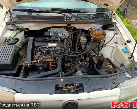 Білий Фольксваген Венто, об'ємом двигуна 1.9 л та пробігом 290 тис. км за 2000 $, фото 13 на Automoto.ua