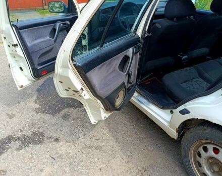 Білий Фольксваген Венто, об'ємом двигуна 1.9 л та пробігом 290 тис. км за 2000 $, фото 2 на Automoto.ua