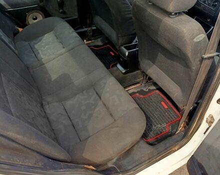 Білий Фольксваген Венто, об'ємом двигуна 1.9 л та пробігом 290 тис. км за 2000 $, фото 5 на Automoto.ua