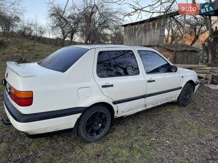 Фольксваген Венто 1994 у Старом Самборе на Automoto.ua Білий Фольксваген Венто, об'ємом двигуна 1.8 л та пробігом 140 тис. км за 1000 $, фото 1 на Automoto.ua