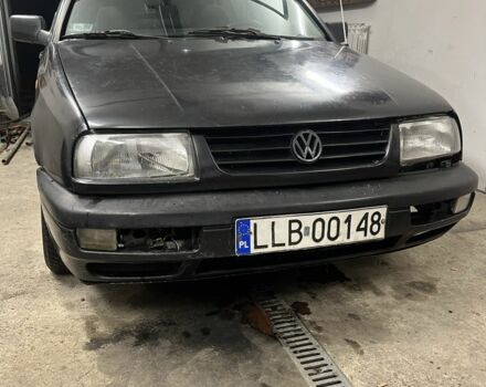 Чорний Фольксваген Венто, об'ємом двигуна 0 л та пробігом 250 тис. км за 450 $, фото 4 на Automoto.ua