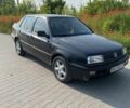 Чорний Фольксваген Венто, об'ємом двигуна 1.8 л та пробігом 120 тис. км за 1500 $, фото 1 на Automoto.ua