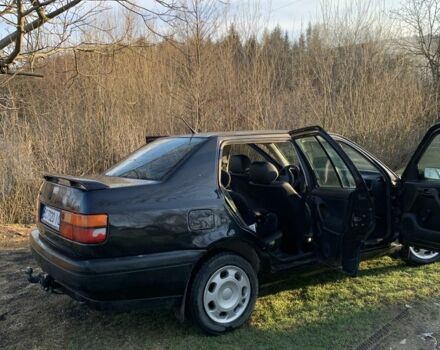 Черный Фольксваген Венто, объемом двигателя 1.8 л и пробегом 3 тыс. км за 1500 $, фото 14 на Automoto.ua