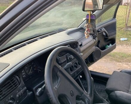 Черный Фольксваген Венто, объемом двигателя 1.8 л и пробегом 3 тыс. км за 1500 $, фото 10 на Automoto.ua