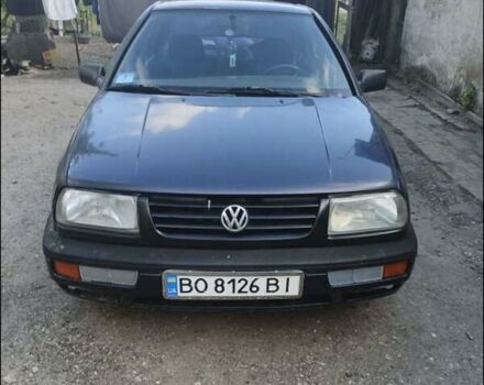 Черный Фольксваген Венто, объемом двигателя 1.78 л и пробегом 190 тыс. км за 1800 $, фото 1 на Automoto.ua