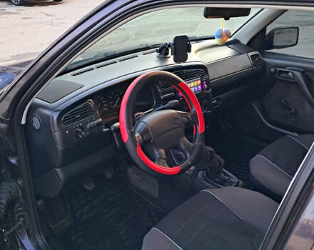 Фиолетовый Фольксваген Венто, объемом двигателя 1.78 л и пробегом 107 тыс. км за 2200 $, фото 7 на Automoto.ua