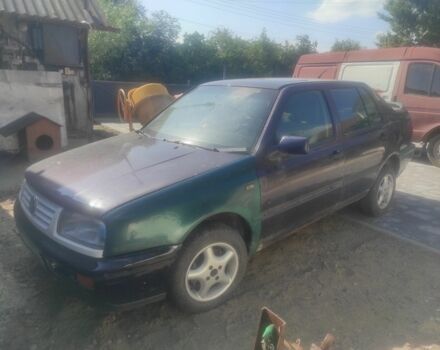 Фіолетовий Фольксваген Венто, об'ємом двигуна 0 л та пробігом 200 тис. км за 1189 $, фото 5 на Automoto.ua