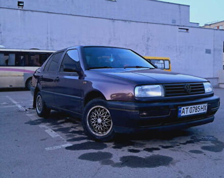 Фиолетовый Фольксваген Венто, объемом двигателя 1.78 л и пробегом 107 тыс. км за 2200 $, фото 5 на Automoto.ua