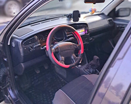 Фиолетовый Фольксваген Венто, объемом двигателя 1.78 л и пробегом 107 тыс. км за 2200 $, фото 4 на Automoto.ua