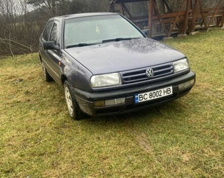 Фіолетовий Фольксваген Венто, об'ємом двигуна 1.8 л та пробігом 3 тис. км за 1600 $, фото 3 на Automoto.ua