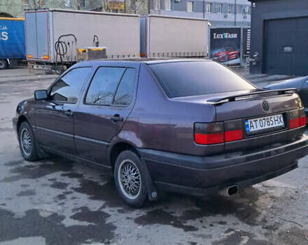 Фиолетовый Фольксваген Венто, объемом двигателя 1.78 л и пробегом 107 тыс. км за 2200 $, фото 2 на Automoto.ua