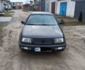 Фиолетовый Фольксваген Венто, объемом двигателя 1.8 л и пробегом 150 тыс. км за 2700 $, фото 2 на Automoto.ua