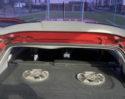 Червоний Фольксваген Венто, об'ємом двигуна 1.4 л та пробігом 3 тис. км за 2500 $, фото 7 на Automoto.ua