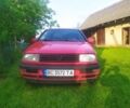 Красный Фольксваген Венто, объемом двигателя 1.8 л и пробегом 280 тыс. км за 1450 $, фото 1 на Automoto.ua