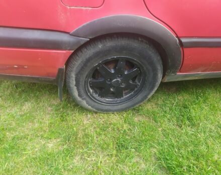 Красный Фольксваген Венто, объемом двигателя 1.8 л и пробегом 280 тыс. км за 1450 $, фото 4 на Automoto.ua