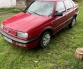 Червоний Фольксваген Венто, об'ємом двигуна 1.8 л та пробігом 250 тис. км за 1650 $, фото 1 на Automoto.ua